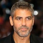 Starul american George Clooney este din nou singur