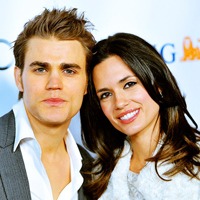 Actorii Paul Wesley si Torrey DeVitto au pus capat mariajului