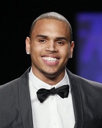Chris Brown si-a pierdut virginitatea la opt ani
