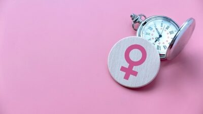 Menopauza – simptome, manifestări clinice şi recomandări terapeutice