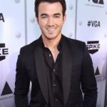Kevin Jonas a devenit tata pentru prima oara