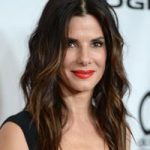 Sandra Bullock s-a intors in bratele fostului iubit