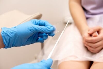 Candida vaginală – cauze, simptome, tratament și prevenție