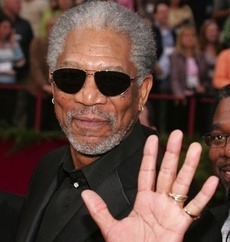 Morgan Freeman se mentine prin sex
