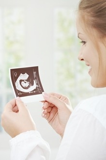 Simptomele din prima luna de sarcina