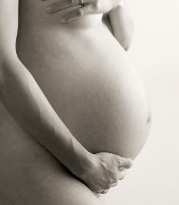 Ce se intampla cand se rup membranele la o gravida?