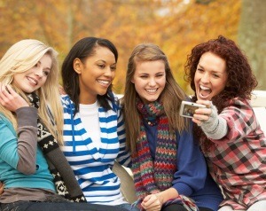 4 tipuri de prietene pe care trebuie neaparat sa le ai