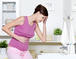 Simptome anormale in primul trimestru de sarcina
