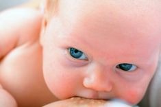 Cat de mult trebuie sa manance un bebelus?