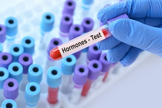 Cum recunoşti dezechilibrul hormonal? 10 semne şi simptome