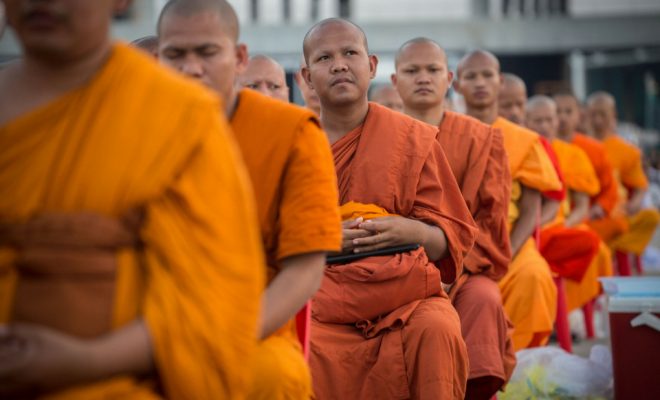 8 lectii budiste despre iubire