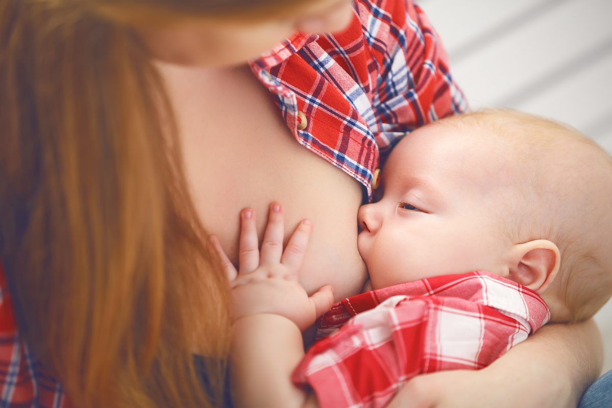 Probleme de alaptare cauzate de mama