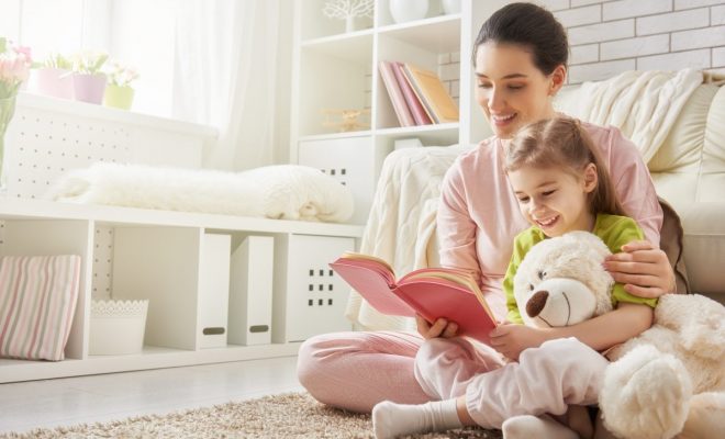 Cum dezvolţi copiilor dragostea pentru lectură