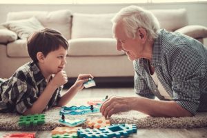 Cum sa previi răsfăţul exagerat al bunicilor