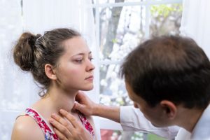 Hipertiroidism și stres, o combinație sub semnul riscului