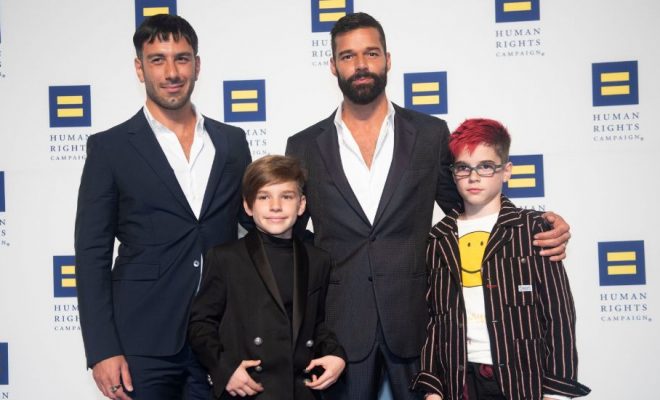 Ricky Martin speră ca băieții lui să fie gay