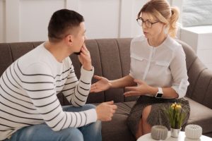 Cum le răspunzi oamenilor care oferă sfaturi nesolicitate