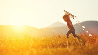5 sfaturi despre fericire pentru copii și adolescenţi