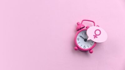 Simptome care anunță intrarea la menopauză
