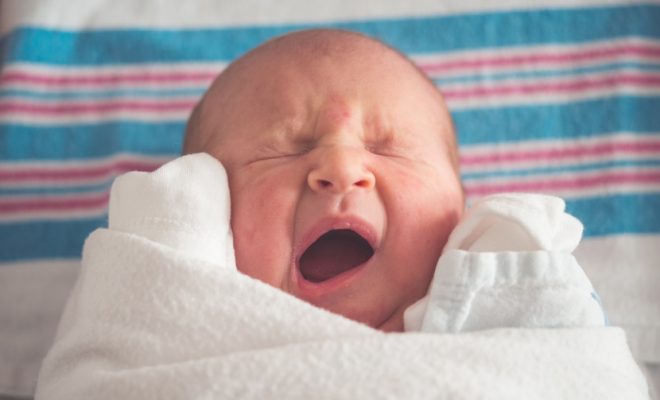Ghidul dezvoltarii bebelusului [0-12 luni]