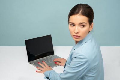 LIPSA DE CONCENTRARE LA ADULTI