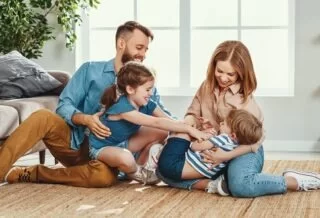 Rolul parenting-ului pozitiv în promovarea sănătății emoționale a copiilor